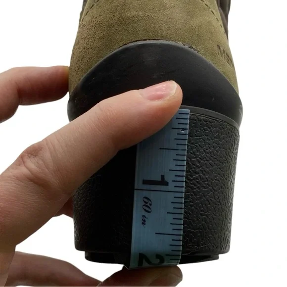 Merrell Womens Shoes Chateau II Mid Boots Sz 7 Green Leather Ankle Waterproof - Picture 11 of 12